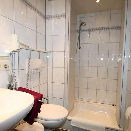 Apartament In Mit Grossem Garten By Interhome *