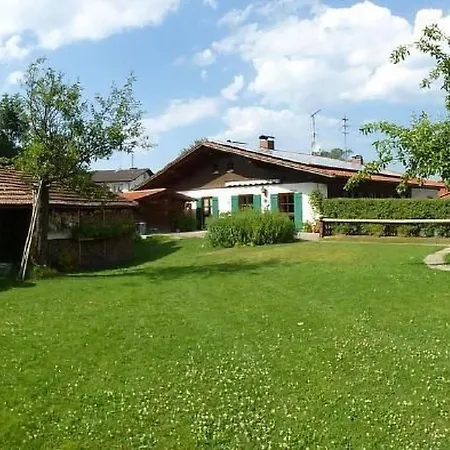 In Mit Grossem Garten By Interhome Bayersoien