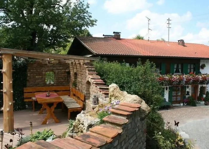 In Mit Grossem Garten By Interhome Lägenhet